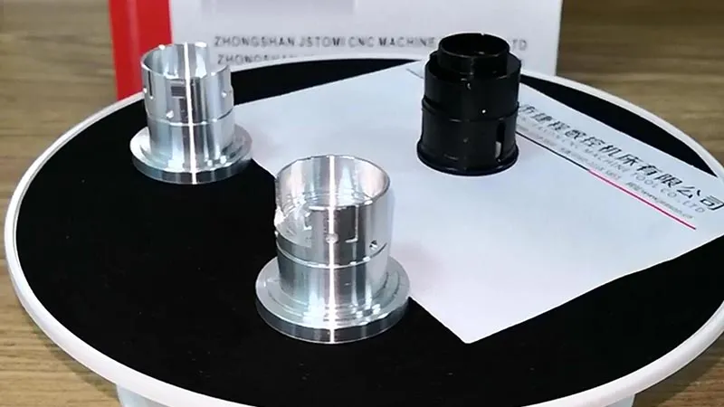 Processo de amostra de amostra de peças ópticas (luva lente) por centro de giro de metal B8D